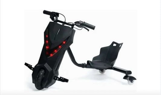 Tricycle électrique à 360° pour enfants avec moteur électrique 250 W, 3 vitesses, éclairage LED et siège réglable Noir